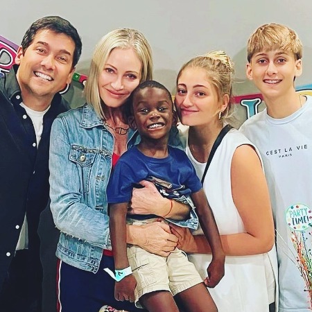 Araneda family celebrating Benjamin Araneda's 4th birthday.